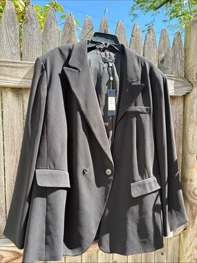 Talbots 24W black blazer. NWT!!